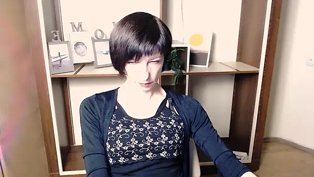  AngeliaFlow  online show from 2, 12, 2025