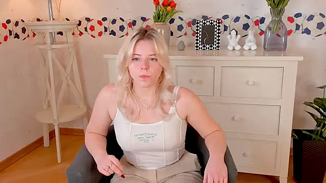 Snapshot of MarianAytes chatting on 13, 2, 2025 MarianAytes online show from 13, 2, 2025