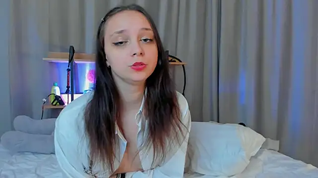 Fia Mood online show from 26, 2, 2025