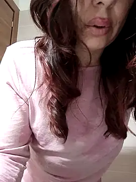 Snapshot of bambolina_sexy1985 chatting on 22, 4, 2026 bambolina sexy1985 online show from 22, 4, 2026