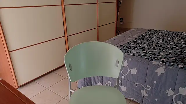 bambolina sexy1985 online show from 4, 3, 2026