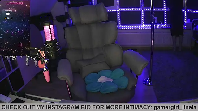 Snapshot of Gamergirl-Linela chatting on 14, 5, 2026 Gamergirl-Linela online show from 14, 5, 2026