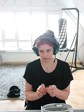 Gamergirl-Linela online show from 7, 3, 2025