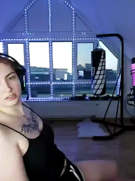 Gamergirl-Linela online show from 3, 3, 2025