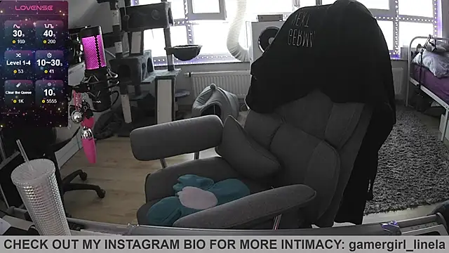 Snapshot of Gamergirl-Linela chatting on 6, 7, 2026 Gamergirl-Linela online show from 6, 7, 2026