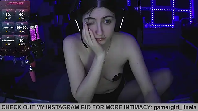 Snapshot of Gamergirl-Linela chatting on 6, 6, 2026 Gamergirl-Linela online show from 6, 6, 2026