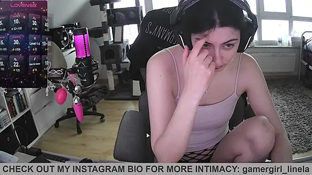 Snapshot of Gamergirl-Linela chatting on 15, 5, 2026 Gamergirl-Linela online show from 15, 5, 2026