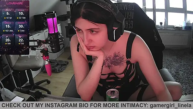 Snapshot of Gamergirl-Linela chatting on 29, 4, 2026 Gamergirl-Linela online show from 29, 4, 2026