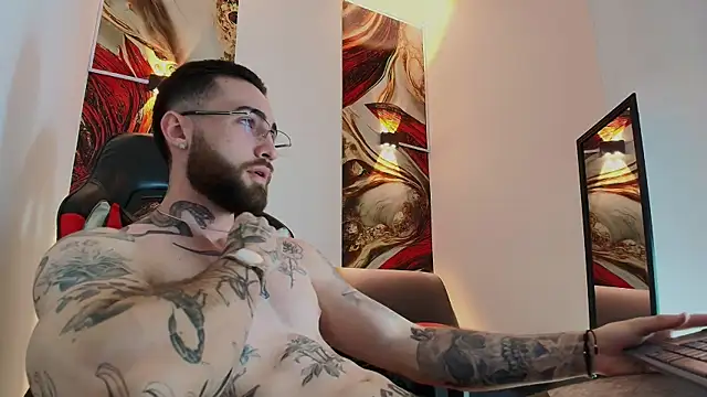 Luke davis01 online show from 14, 11, 2025