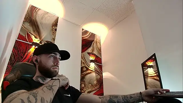 Luke davis01 online show from 23, 2, 2026