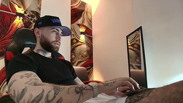 Luke davis01 online show from 19, 12, 2025