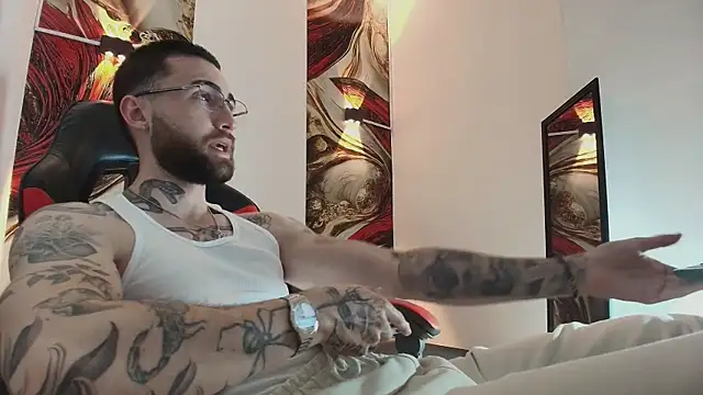 Luke davis01 online show from 18, 12, 2025