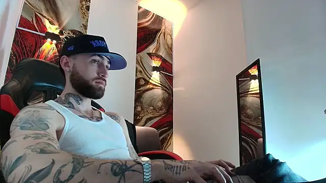 Luke davis01 online show from 7, 1, 2026