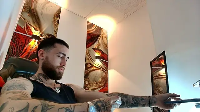 Luke davis01 online show from 14, 4, 2026