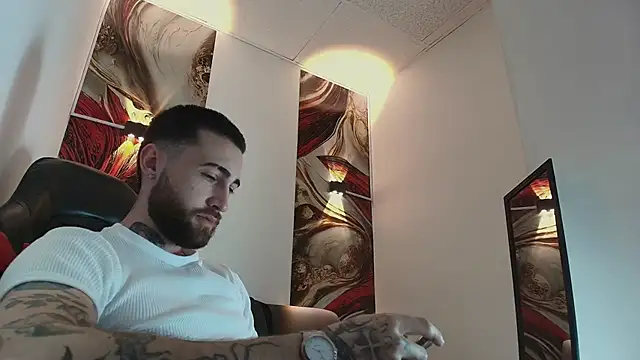 Luke davis01 online show from 16, 12, 2025