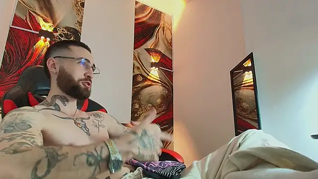 Luke davis01 online show from 9, 10, 2025