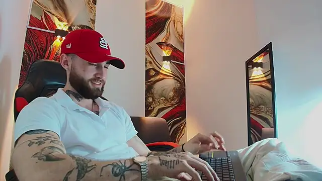 Luke davis01 online show from 8, 11, 2025