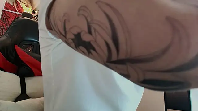 Luke davis01 online show from 29, 11, 2025