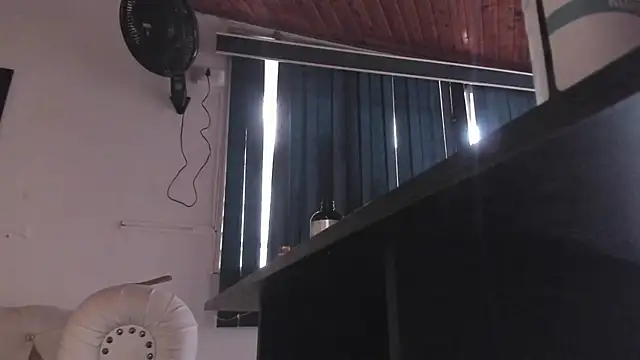 Piia Angeel1 online show from 25, 2, 2025