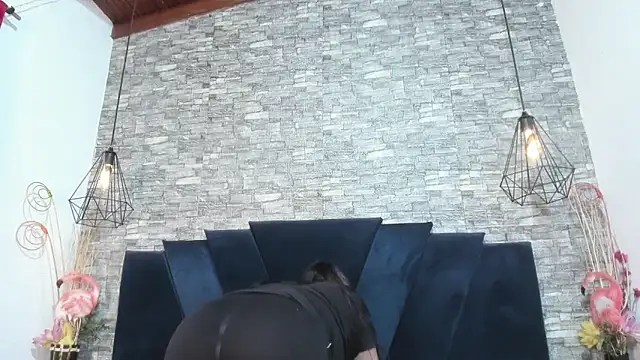 Sophia Brunett online show from 13, 3, 2026