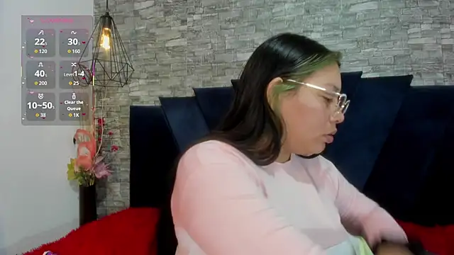 Sophia Brunett online show from 14, 2, 2026