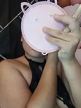 Sophia Brunett online show from 25, 5, 2026