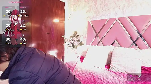 Saori Sann  online show from 27, 11, 2025