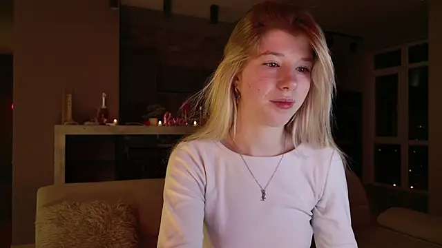 Bella amory online show from 25, 2, 2025