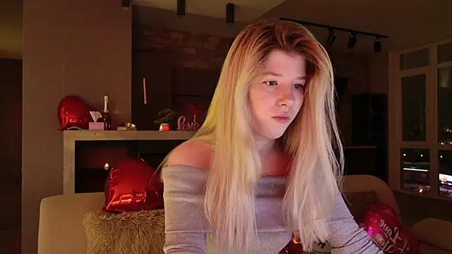 Bella amory online show from 15, 2, 2025