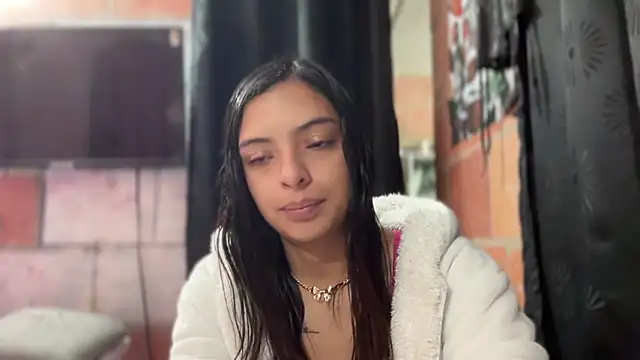 Skye Moore online show from 21, 6, 2026