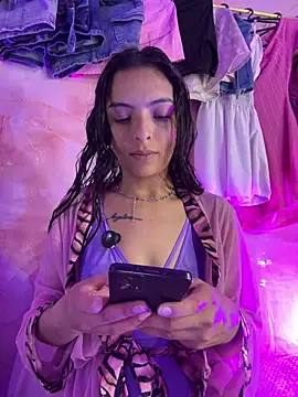 Skye Moore online show from 1, 5, 2026