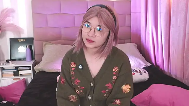 NataliaNovak online show from 6, 4, 2026