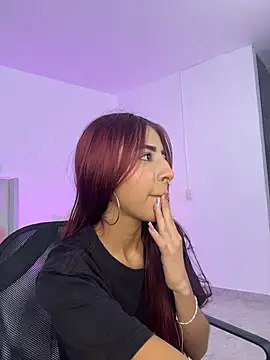 Mirandaa Rogers online show from 24, 3, 2026