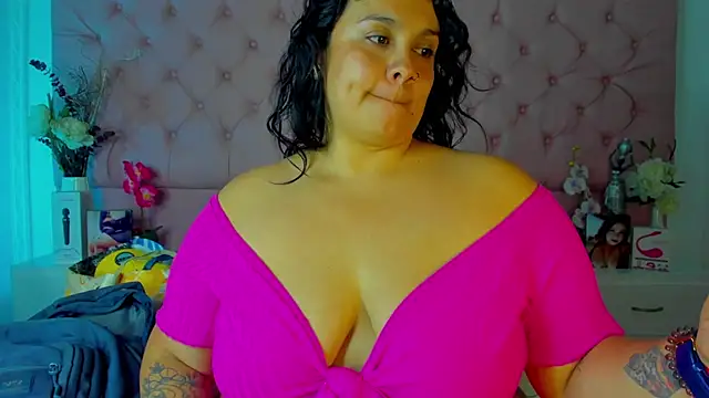 KourtneyEvans online show from 5, 11, 2025