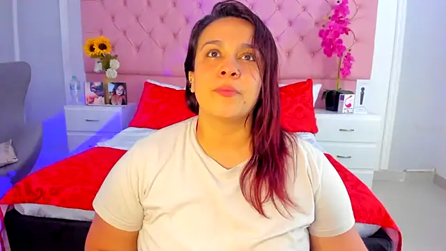 KourtneyEvans online show from 18, 3, 2025
