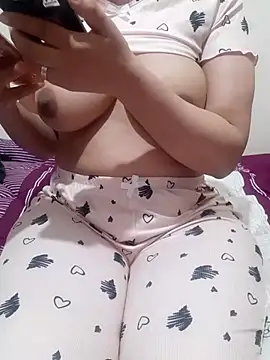 Malika-697 online show from 20, 2, 2025