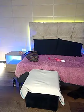  michonne  online show from 21, 12, 2025