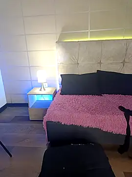 Snapshot of _michonne_ chatting on 29, 11, 2025 michonne online show from 29, 11, 2025