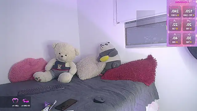 Brianna Hard online show from 10, 9, 2025