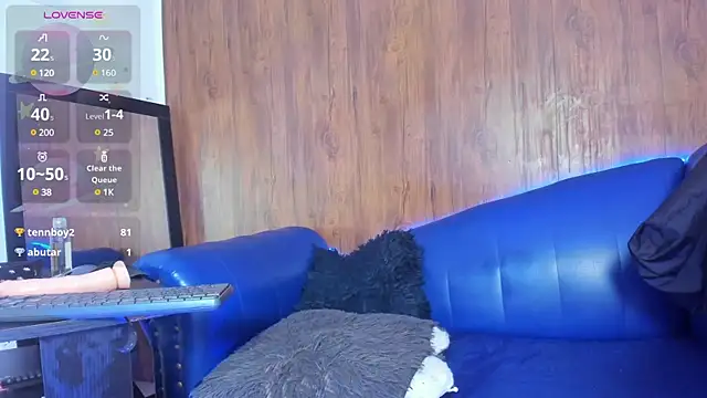 Brianna Hard online show from 28, 2, 2025