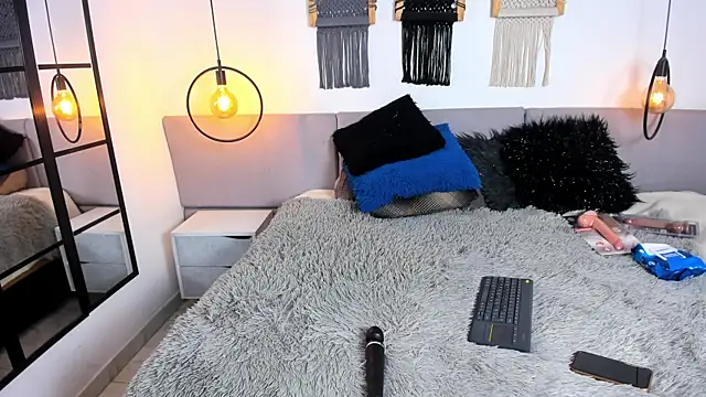 Adisson kyler online show from 13, 9, 2025