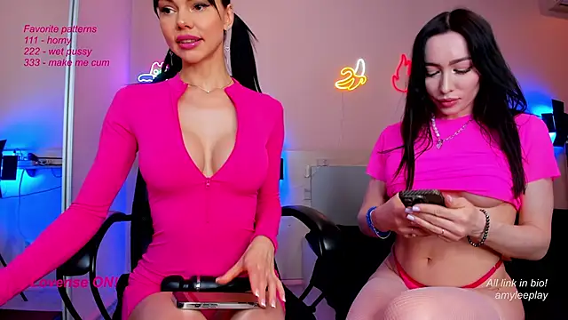 AmyLeeplay online show from 6, 3, 2025