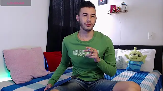 kyle clint07 online show from 15, 12, 2025