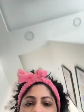 Tana latin online show from 4, 4, 2026