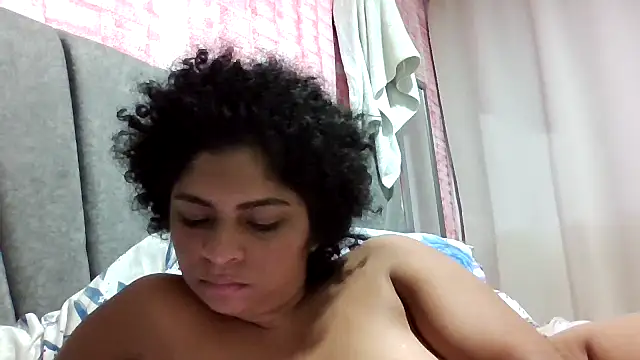 Snapshot of Tana_latin chatting on 1, 10, 2025 Tana latin online show from 1, 10, 2025