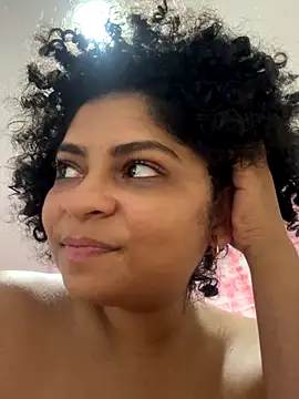 Snapshot of Tana_latin chatting on 21, 11, 2025 Tana latin online show from 21, 11, 2025