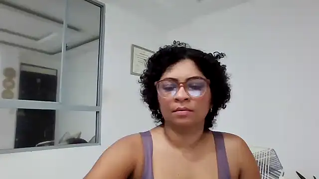 Snapshot of Tana_latin chatting on 24, 9, 2025 Tana latin online show from 24, 9, 2025