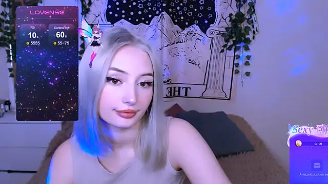 Snapshot of beauty_blonde chatting on 6, 2, 2025 beauty blonde online show from 6, 2, 2025