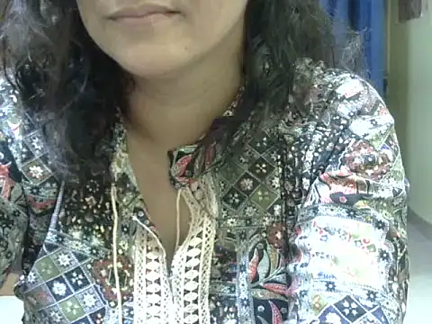 Snapshot of Your_cutiepie_ chatting on 10, 10, 2025 Your cutiepie online show from 10, 10, 2025