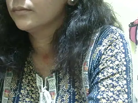 Snapshot of Your_cutiepie_ chatting on 22, 10, 2025 Your cutiepie online show from 22, 10, 2025